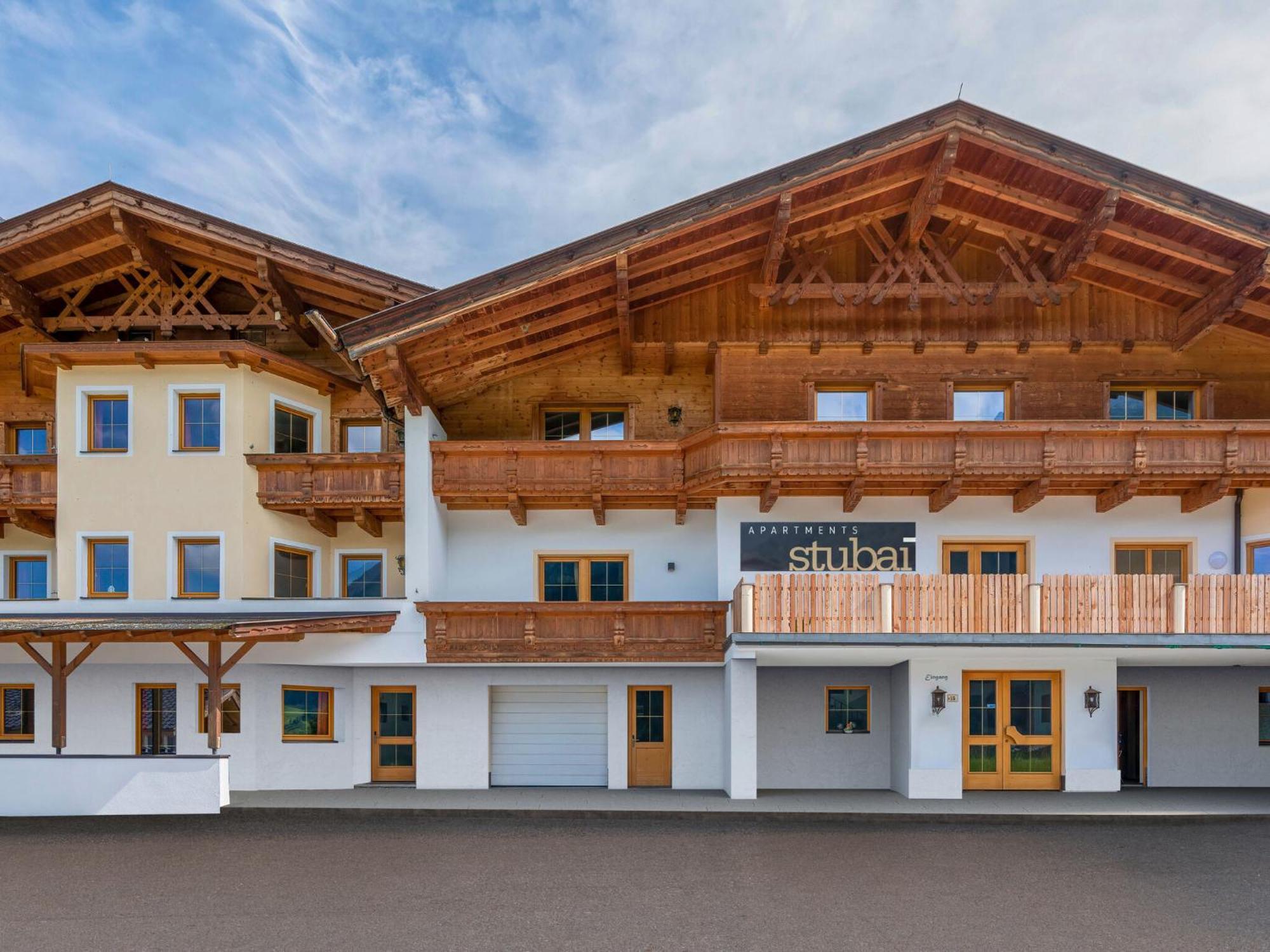 Plush Apartment With Mountain Views Neustift im Stubaital Exterior photo